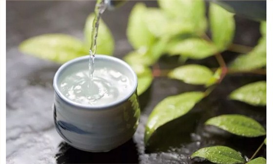 【飲酒知識】雅大烤酒設備建議秋天適量飲酒