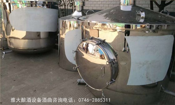 用燒酒設備在農村開釀酒作坊，這5大散酒市場你重視過嗎01