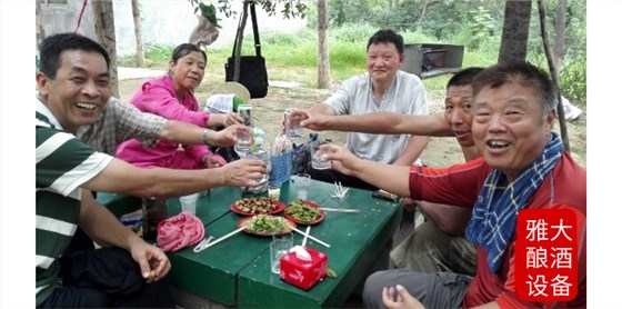 用釀酒新設備做的純糧酒很多人不愛喝，原因有5點 4