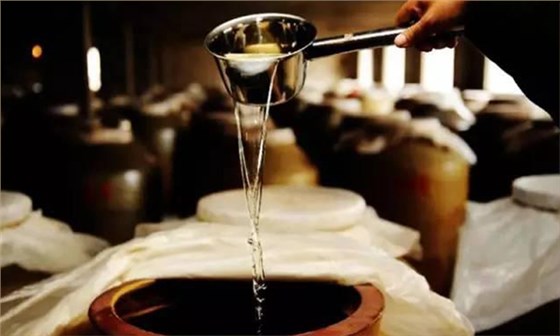 用電加熱釀酒設(shè)備接酒時，掌握這3點白酒度數(shù)任您掌控！-04