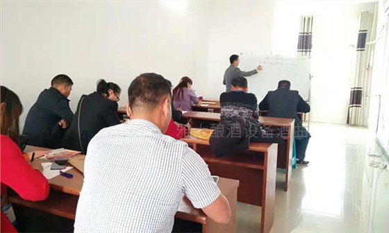 雅大優惠活動持續升溫,恭喜潘總抽中200斤糧食釀酒設備1套-11 雅大優惠活動持續升溫,恭喜潘總抽中200斤糧食釀酒設備1套-11