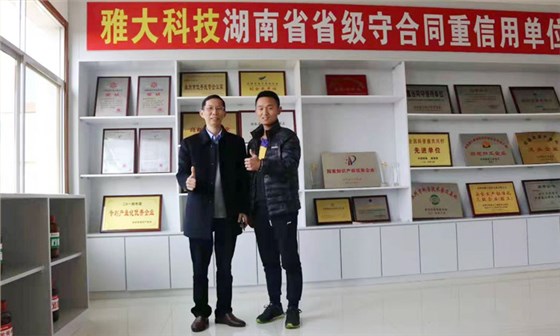 2590后釀酒小白用釀酒蒸餾設備做酒1年,散酒50元斤,生意火爆!1 2590后釀酒小白用釀酒蒸餾設備做酒1年,散酒50元斤,生意火爆!1