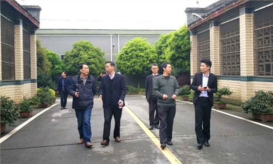 雅大科技董事長胡順開帶你探坊60年濃香老酒坊 雅大科技董事長胡順開帶你探坊60年濃香老酒坊