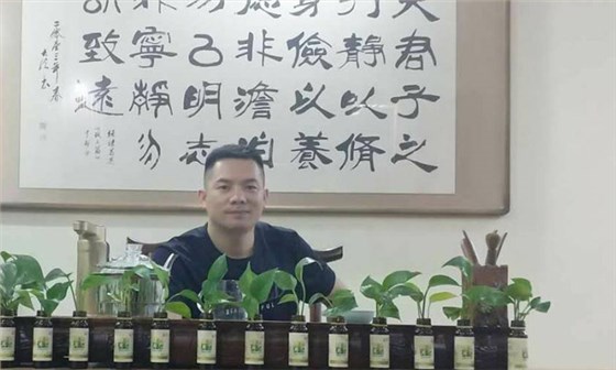雅大蒸酒設備學員段國華 雅大蒸酒設備學員段國華