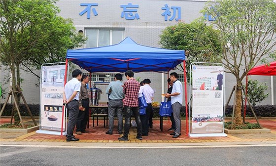 ▲科技活動周雅大科技展位 ▲科技活動周雅大科技展位