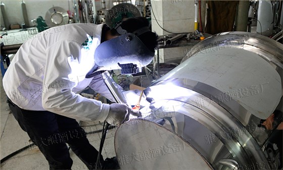 雅大全自動釀酒設備生產車間 雅大全自動釀酒設備生產車間