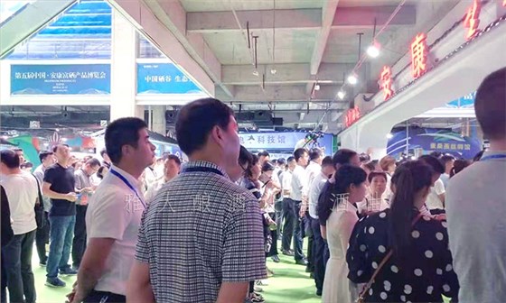 全自動釀酒設備:白手起家的80后,是如何將小酒坊干成大酒廠的?3 全自動釀酒設備:白手起家的80后,是如何將小酒坊干成大酒廠的?3