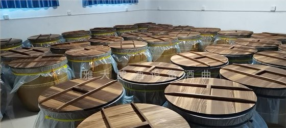 開啟“種酒”全新白酒營銷模式,打造小型酒廠釀酒設備特色純糧窖藏酒坊! 4 開啟“種酒”全新白酒營銷模式,打造小型酒廠釀酒設備特色純糧窖藏酒坊! 4