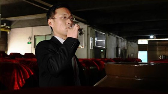 為什么越來越多的人用烤酒設備做窖藏酒，新酒與老酒差在哪？ 4