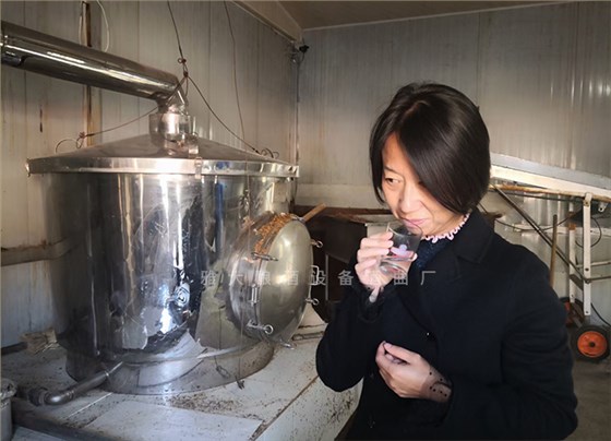 史總釀出的好酒得到當地人認可