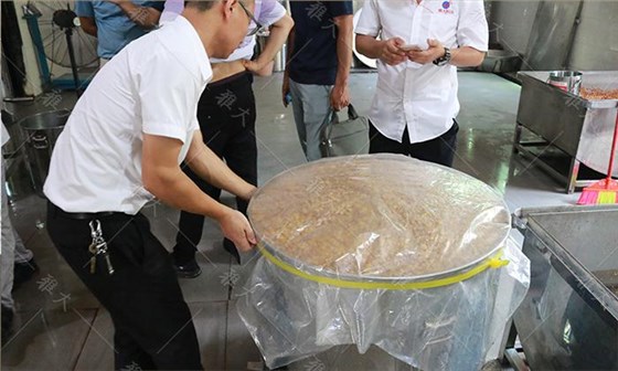 小曲清香固態工藝發酵