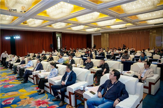 2025第四屆中國果酒大獎賽發布會暨漢棠酥梨酒業功能型酒項目啟動儀式 1