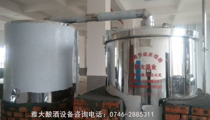 酒糟喂羊固態酒糟好還是液態酒糟好？100斤釀酒設備安裝圖