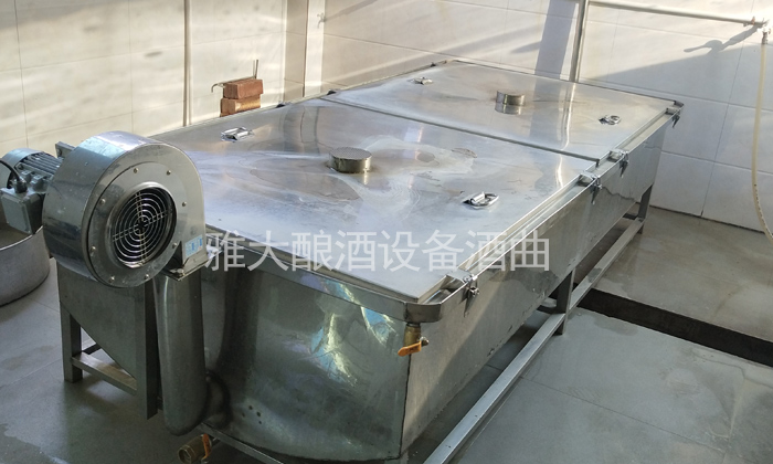 蒸飯攤涼一體床——福建米酒攤涼時注意這4點，降溫迅速不結團
