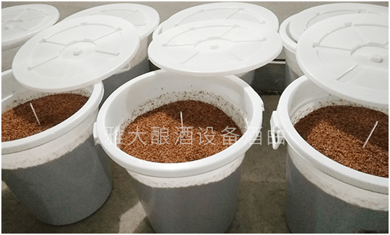 除酒廠釀酒設(shè)備外，這些影響出酒率的因素也要知道！0