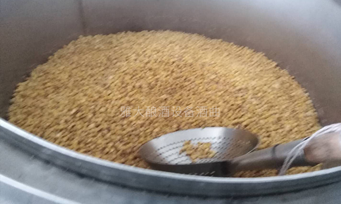 4步教您用糧食釀酒設備做固態玉米酒,純實操!-03 4步教您用糧食釀酒設備做固態玉米酒,純實操!-03