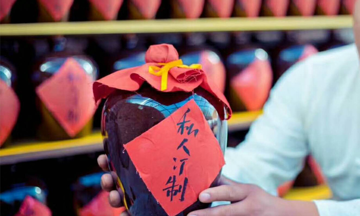 警惕!!這3點將導(dǎo)致您用小型白酒釀酒設(shè)備做的純糧酒難銷!-03 警惕!!這3點將導(dǎo)致您用小型白酒釀酒設(shè)備做的純糧酒難銷!-03