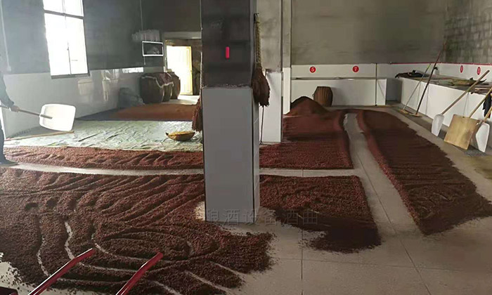 饒總用專業釀酒設備做洞藏酒,半年后洞天醇成為當地招牌旅游景點-08 饒總用專業釀酒設備做洞藏酒,半年后洞天醇成為當地招牌旅游景點-08