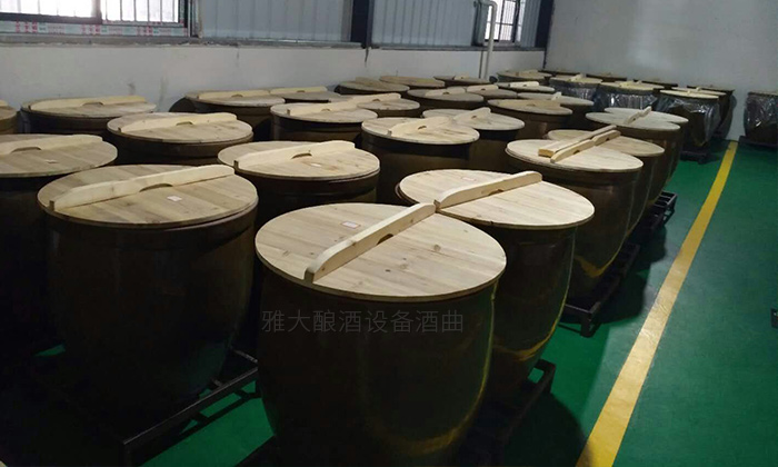 采購會計陳總借助雅大釀酒設備從釀酒小白蛻變成釀酒大師全過程！-08-發酵車間