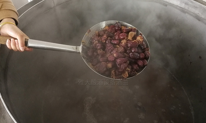 7點告訴您,為什么那么多釀酒老師傅選擇雅大水果酒曲做果酒!-03 7點告訴您,為什么那么多釀酒老師傅選擇雅大水果酒曲做果酒!-03