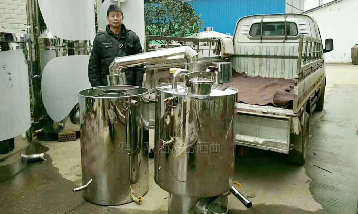 小作坊釀酒設備質量沒保障 小作坊釀酒設備質量沒保障