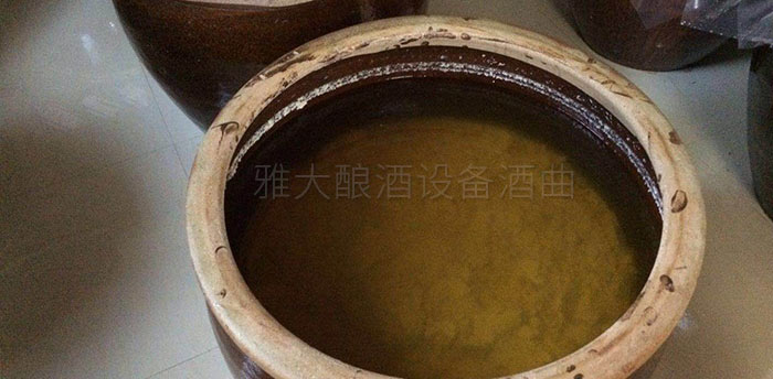 發酵完成即可用雅大高粱釀酒設備蒸餾