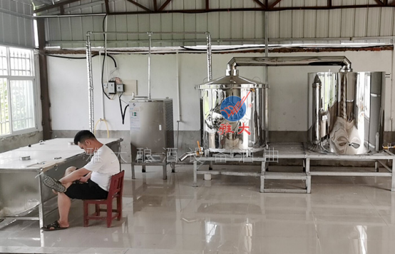 用大型釀酒設備蒸不出來高度酒,可把我急壞了! 8 用大型釀酒設備蒸不出來高度酒,可把我急壞了! 8