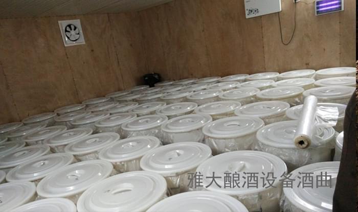 夏天用蒸餾釀酒設備做固態酒能行嗎?能,但要注意這7點! 4 夏天用蒸餾釀酒設備做固態酒能行嗎?能,但要注意這7點! 4