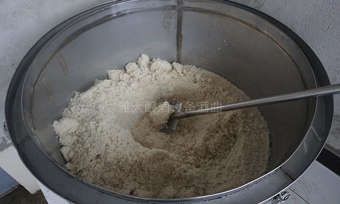 純糧釀酒設備做酒多年的老師傅,9步教您做出正宗江西水酒 4 純糧釀酒設備做酒多年的老師傅,9步教您做出正宗江西水酒 4