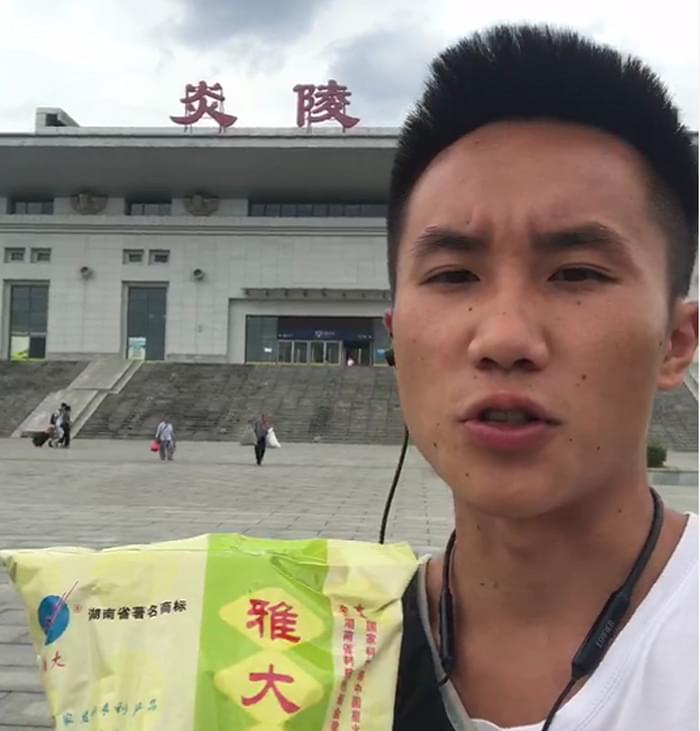 黃桃滯銷嚴重，雅大蒸餾釀酒設備彭老師上門指導釀酒4