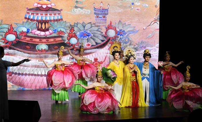 9著名晉劇表演藝術家張香蘭演唱歌曲《清涼山頌》 9著名晉劇表演藝術家張香蘭演唱歌曲《清涼山頌》