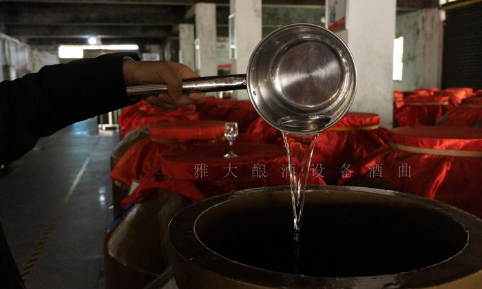 為什么越來越多的人用烤酒設備做窖藏酒,新酒與老酒差在哪? 2 為什么越來越多的人用烤酒設備做窖藏酒,新酒與老酒差在哪? 2