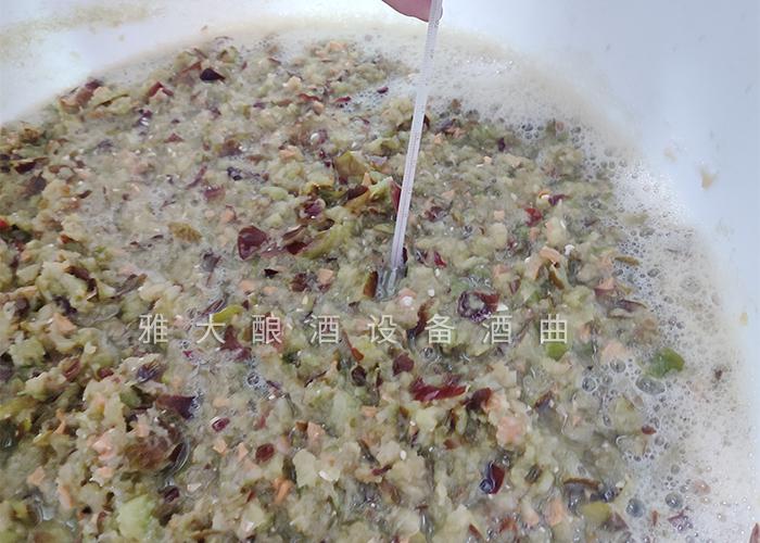 用白酒蒸餾設備做李子酒的標準教程被公布,趕緊去看看吧! 8 用白酒蒸餾設備做李子酒的標準教程被公布,趕緊去看看吧! 8