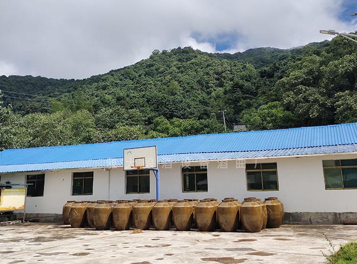 成立新的酒廠——云南鳳康酒業有限公司