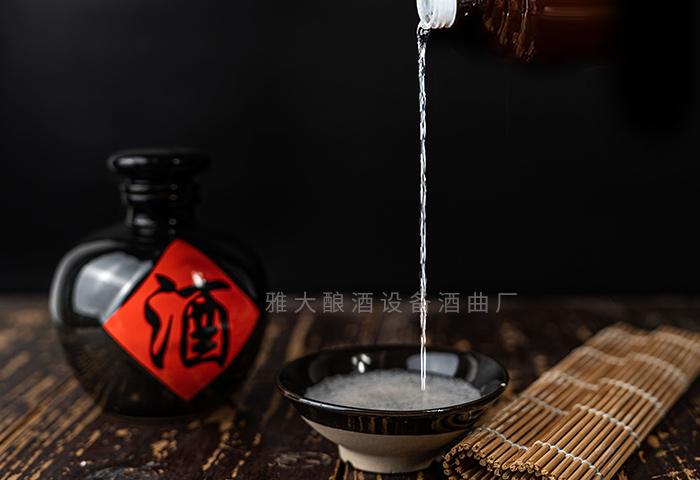 用白酒釀酒設備做甘蔗酒