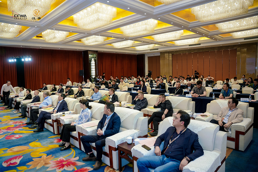 2025第四屆中國果酒大獎賽發布會暨漢棠酥梨酒業功能型酒項目啟動儀式 1